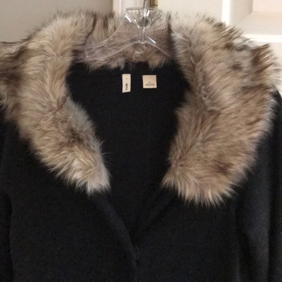 Anthro fir trimmed sweater - Picture 3 of 5